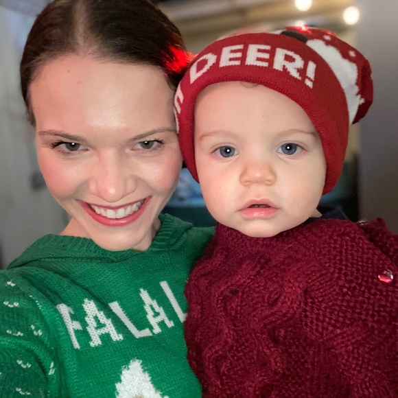 MEET YOUR POSHER - Picture 3 of 3